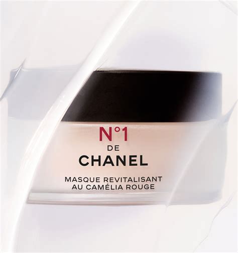 1 de Chanel mask